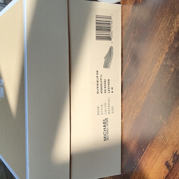 Michael Kors Women Slip-ons - Picture 8 of 9